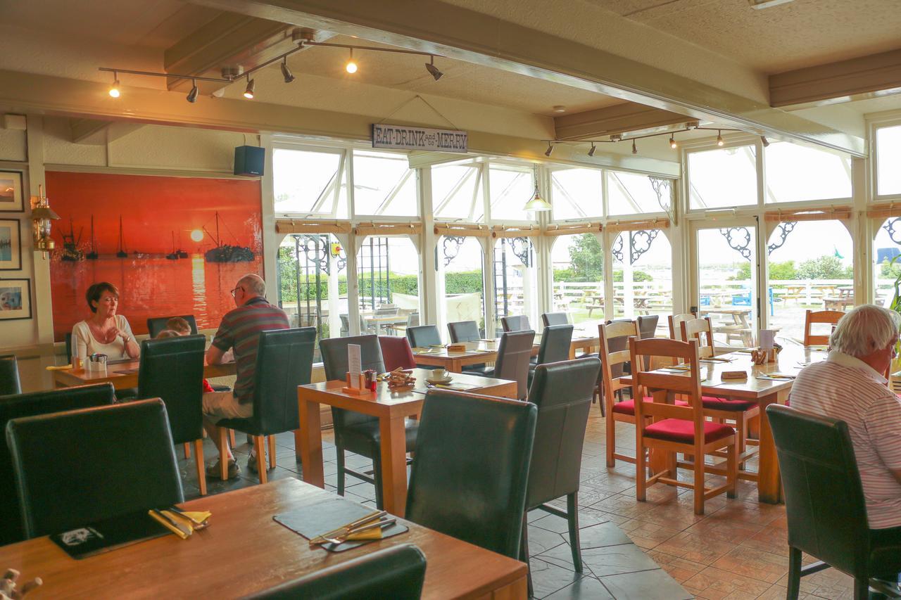 The Victory At Mersea West Mersea Exterior photo